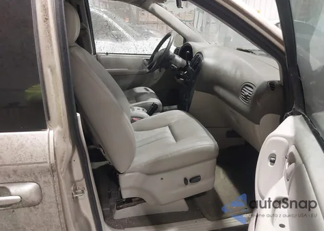 2005 Dodge Grand Caravan Sxt z USA, uszkodzony, nr VIN 2D8GP44L25R335782